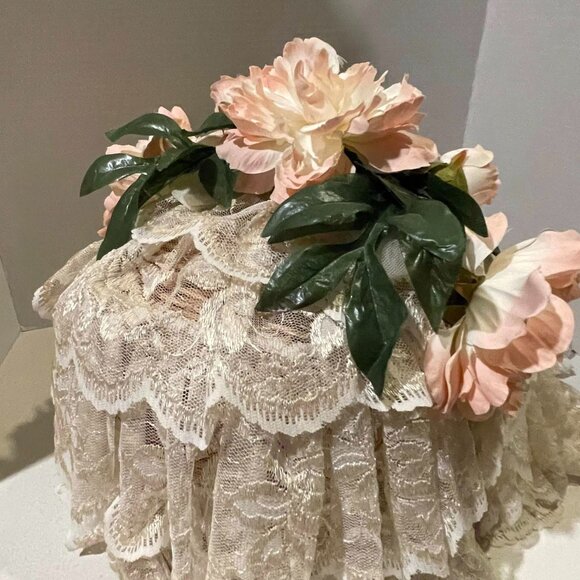 VTG 90s Handmade OAK Shabby Chic Cottagecore Wicker & White Lace Doll Bassinet - Picture 14 of 16